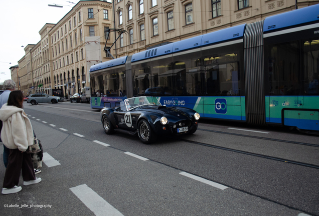 AC Cobra 427