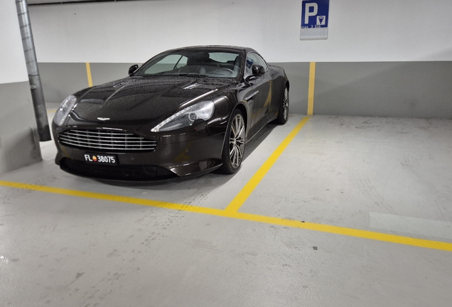 Aston Martin Virage 2011
