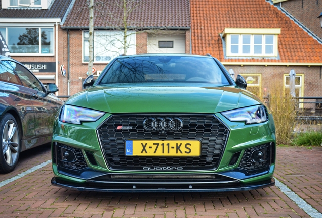 Audi RS4 Avant B9