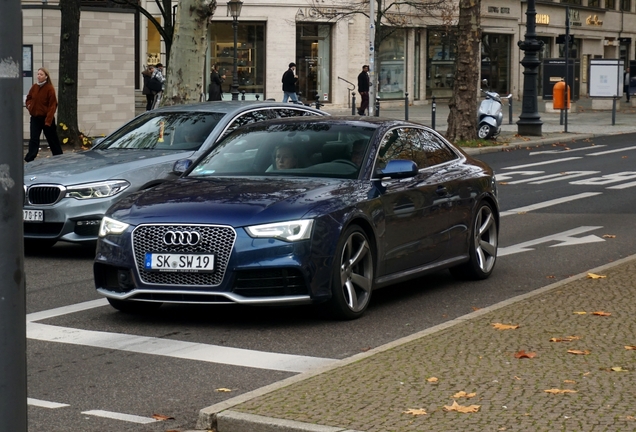 Audi RS5 B8 2012