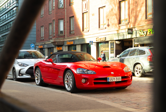 Dodge Viper SRT-10 Roadster 2003