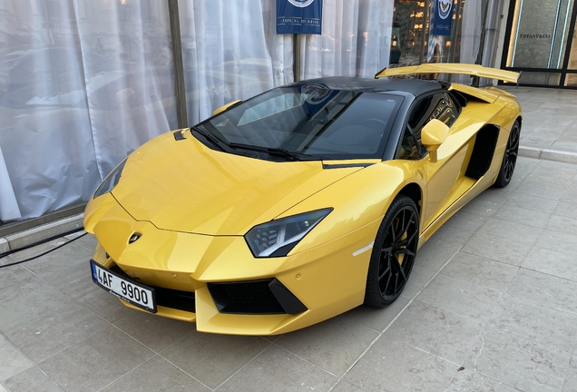 Lamborghini Aventador LP700-4 Roadster