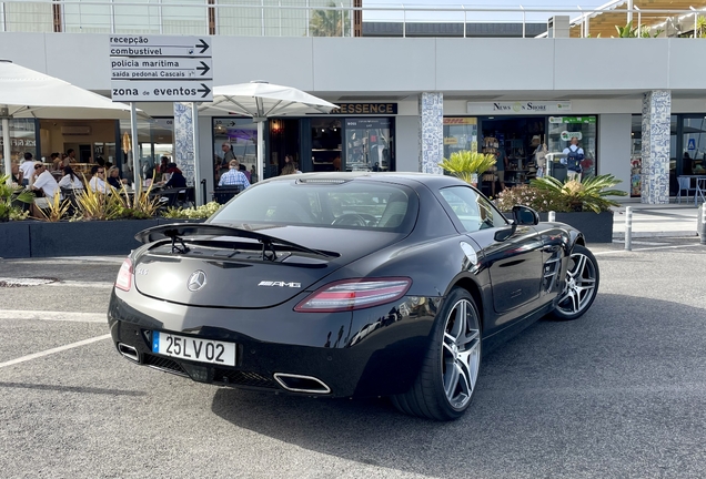 Mercedes-Benz SLS AMG