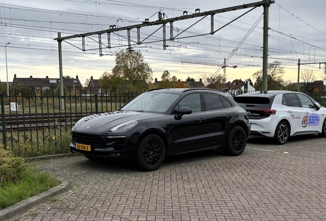 Porsche 95B Macan GTS MkI