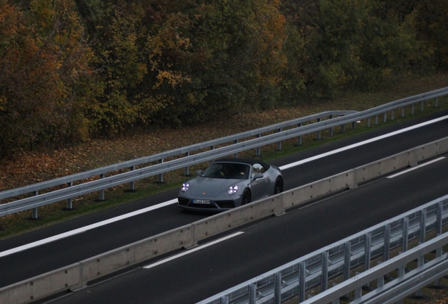 Porsche 992 Carrera 4 GTS Cabriolet MkI