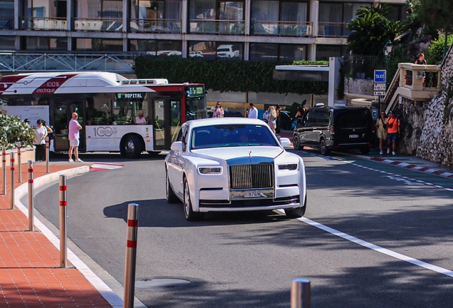 Rolls-Royce Phantom VIII EWB