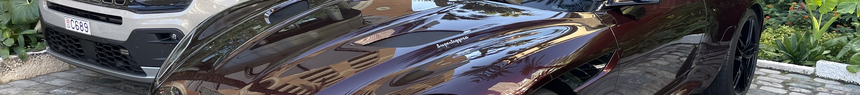 Aston Martin DBS Superleggera