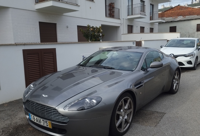 Aston Martin V8 Vantage