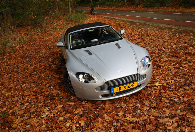 Aston Martin V8 Vantage Roadster