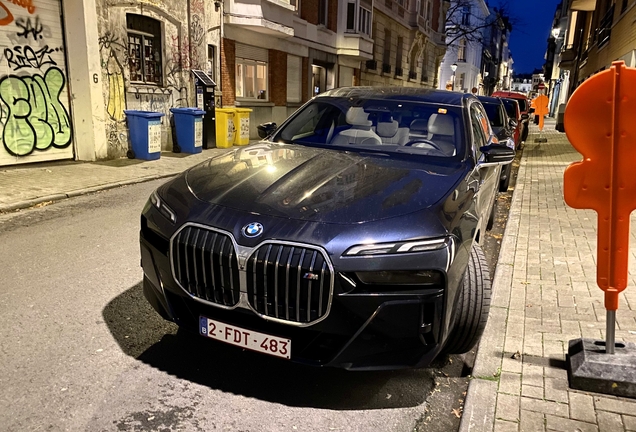 BMW M760e xDrive