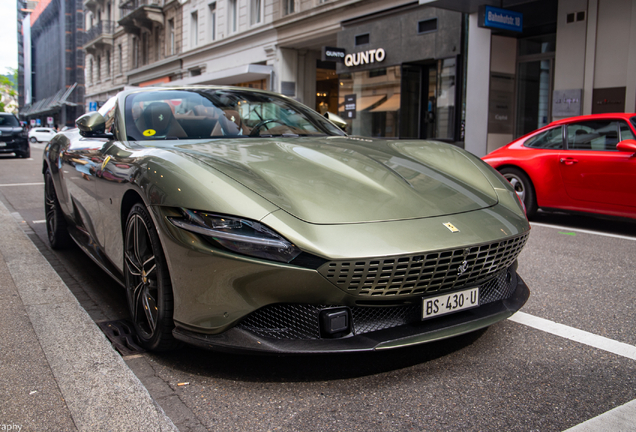 Ferrari Roma Spider