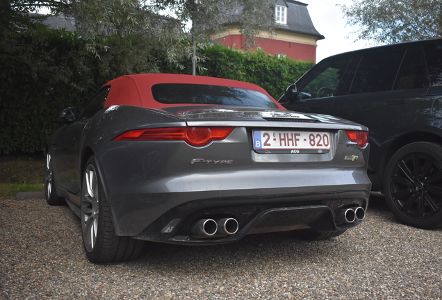 Jaguar F-TYPE R AWD Convertible