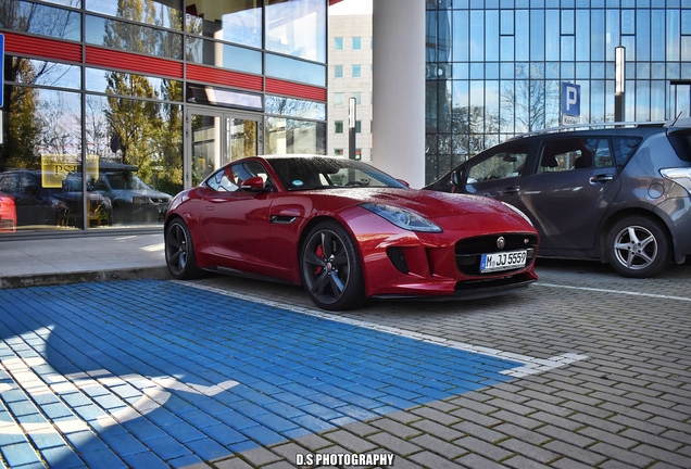 Jaguar F-TYPE S Coupé