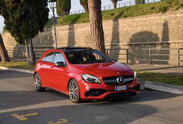 Mercedes-AMG A 45 W176 2015