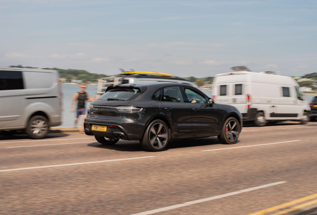 Porsche 95B Macan GTS MkIII