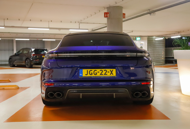 Porsche 972 Panamera Turbo S E-Hybrid