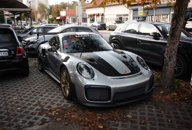 Porsche 991 GT2 RS Weissach Package Manthey Racing