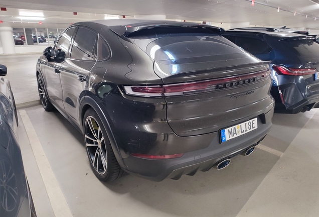 Porsche Cayenne Coupé Turbo E-Hybrid