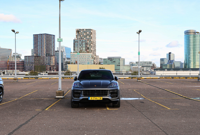 Porsche Cayenne Coupé Turbo E-Hybrid