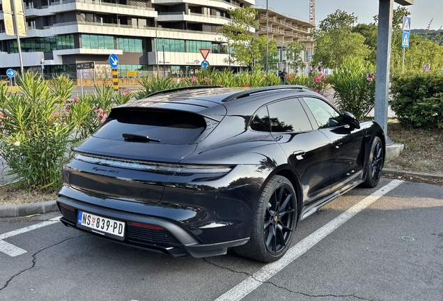 Porsche Taycan GTS Sport Turismo