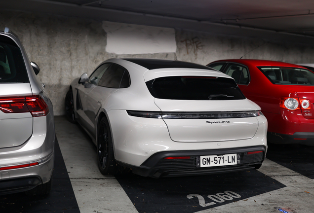 Porsche Taycan GTS Sport Turismo