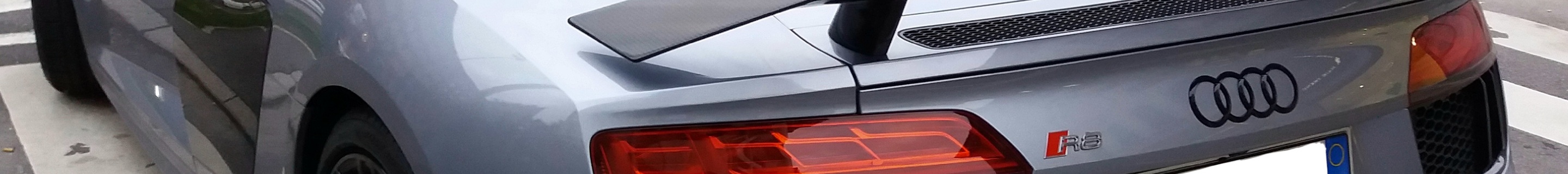 Audi R8 V10 Plus 2015