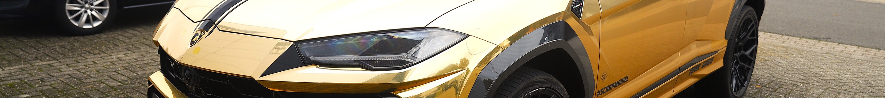 Lamborghini Urus Nero Design