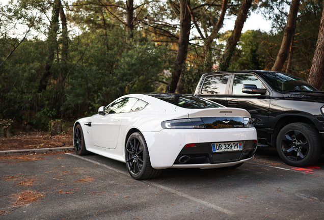 Aston Martin V12 Vantage S