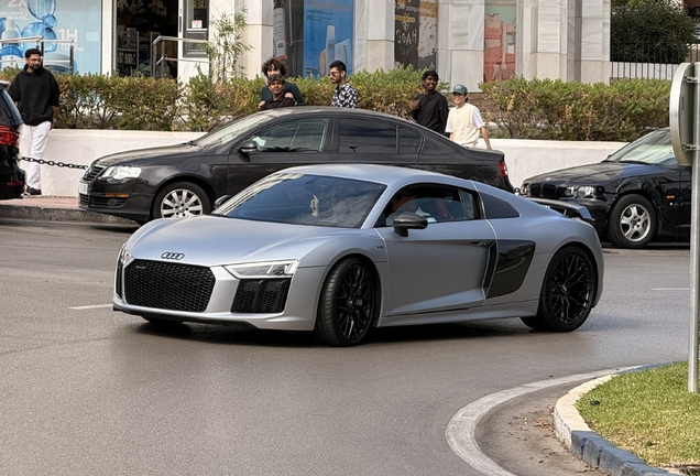 Audi R8 V10 Plus 2015