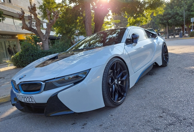 BMW i8