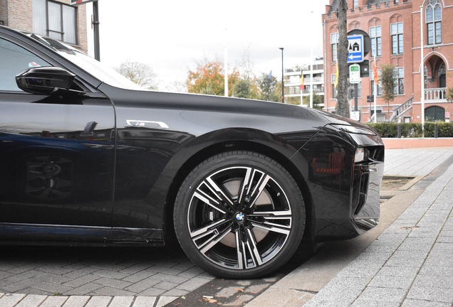 BMW M760e xDrive