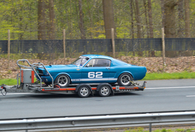Ford Mustang Shelby G.T. 350