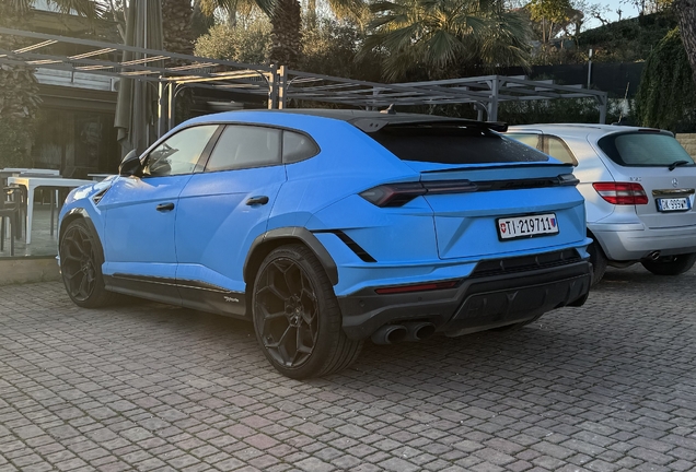 Lamborghini Urus Performante