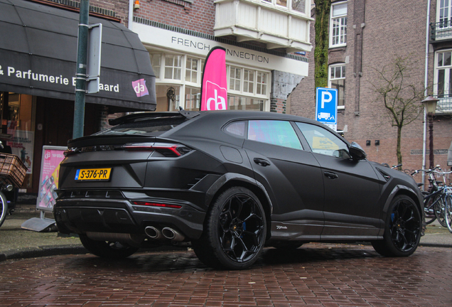 Lamborghini Urus Performante