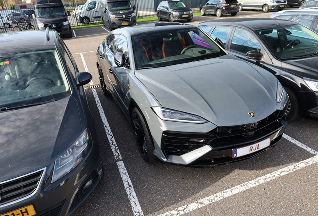 Lamborghini Urus SE