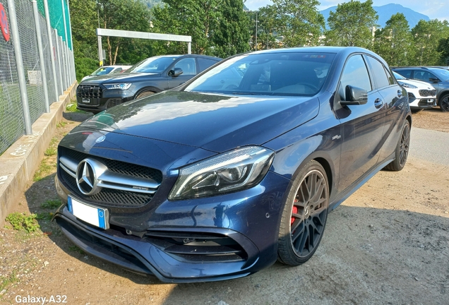 Mercedes-AMG A 45 W176 2015