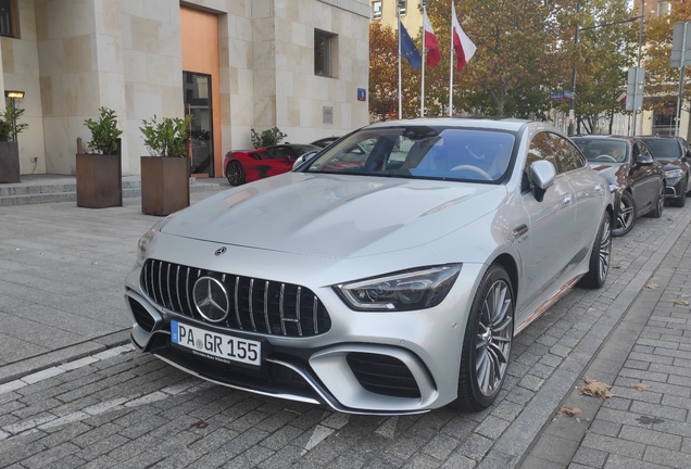 Mercedes-AMG GT 63 S X290