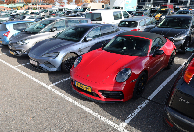 Porsche 992 Carrera 4 GTS Cabriolet MkI