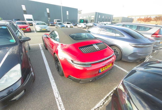 Porsche 992 Carrera 4 GTS Cabriolet MkI