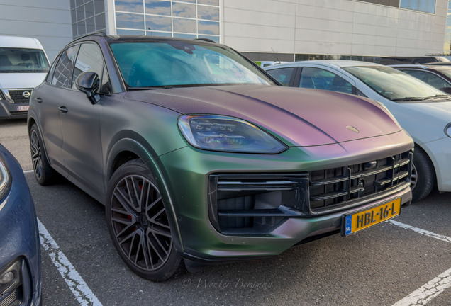 Porsche 9YA Cayenne Turbo E-Hybrid