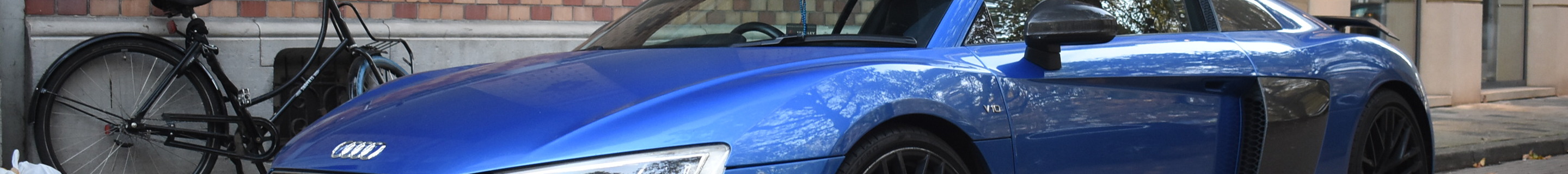 Audi R8 V10 Plus 2015