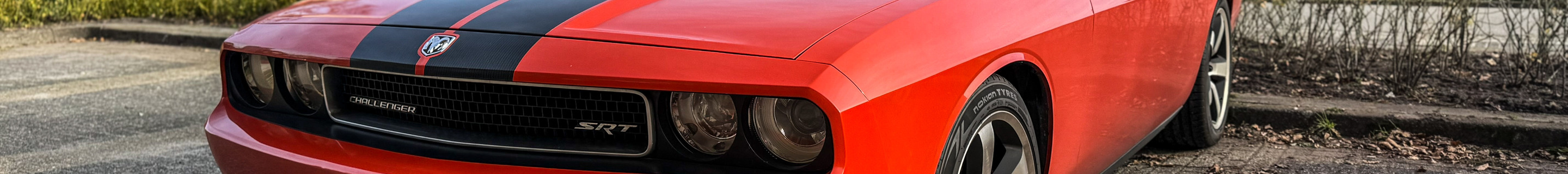 Dodge Challenger SRT-8