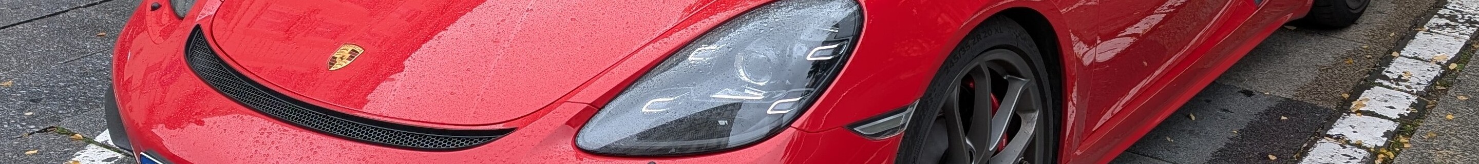 Porsche 718 Cayman GT4