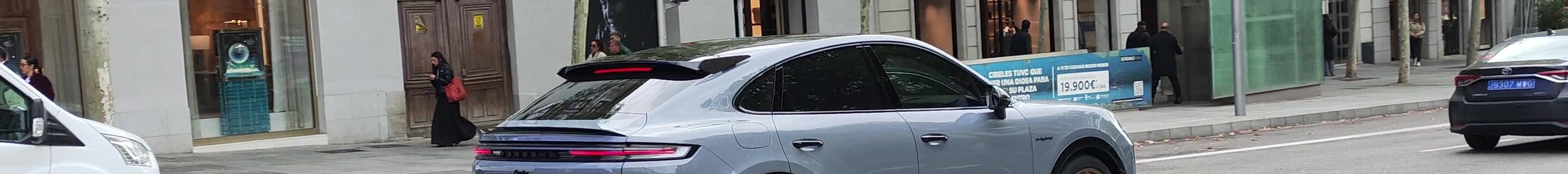 Porsche Cayenne Coupé Turbo E-Hybrid