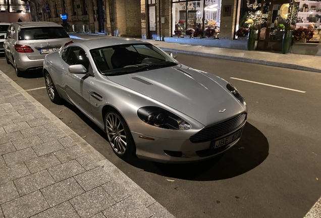 Aston Martin DB9