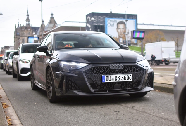 Audi RS3 Sportback 8Y 2025