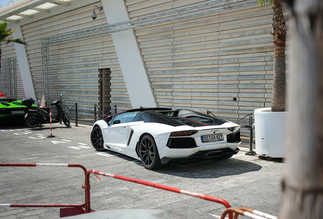 Lamborghini Aventador LP700-4 Roadster Pirelli Edition