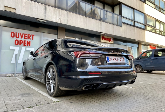Maserati Quattroporte Modena Q4