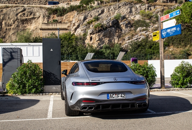 Mercedes-AMG GT 63 C192