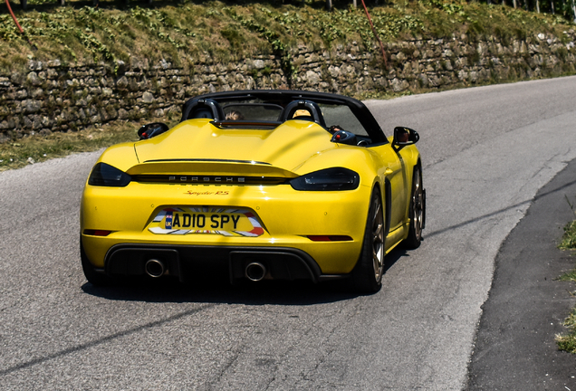 Porsche 718 Spyder RS Weissach Package